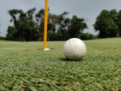 golf uniform manufacturer Malinor Sports custom golf polos Sialkot Pakistan