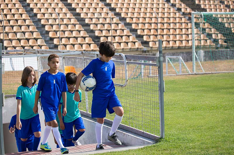 wholesale soccer uniforms manufacturer