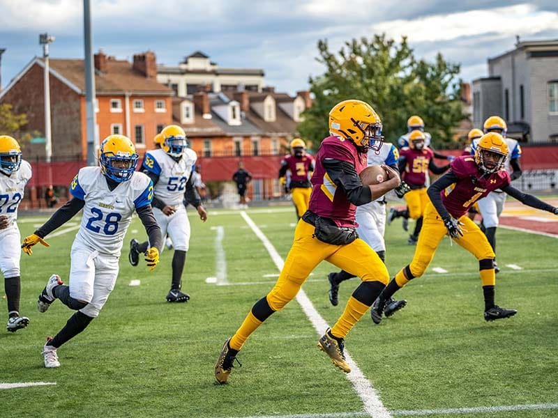 custom American football uniforms for youth clubs