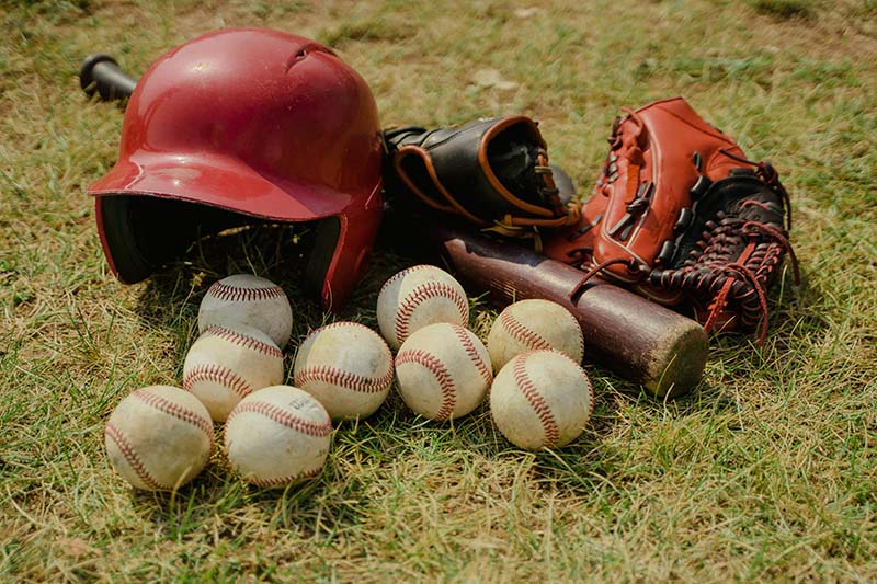 custom baseball uniforms for youth clubs